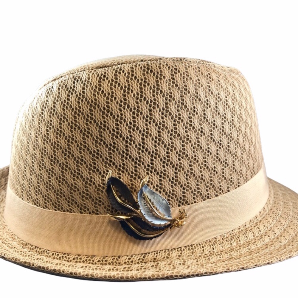 Vintage Feather brooch